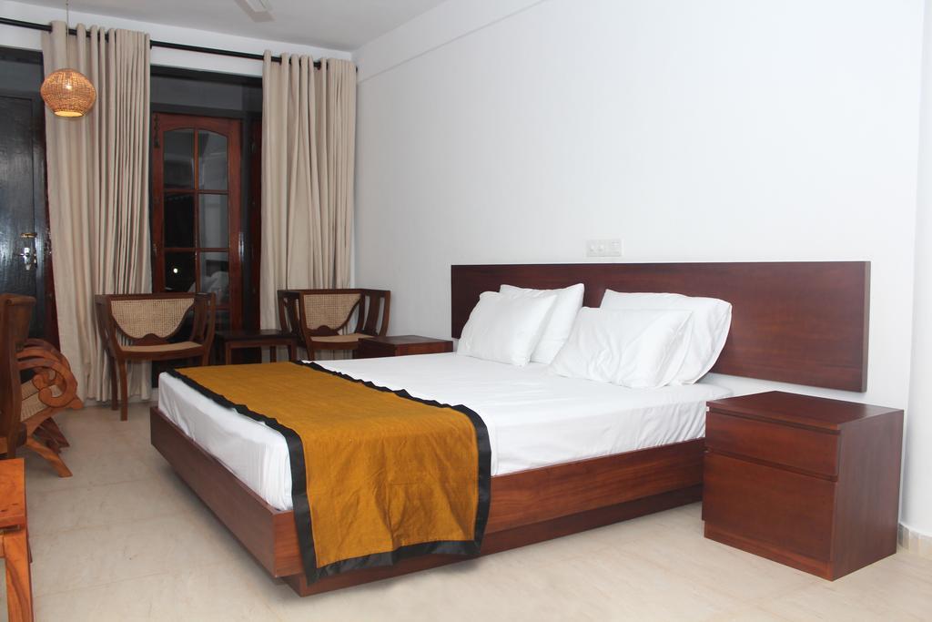 Отель Hideaway Хиккадува Номер фото