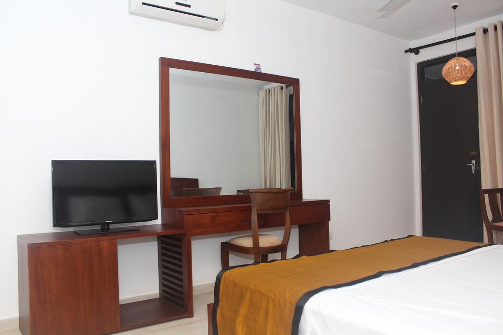 Отель Hideaway Хиккадува Номер фото